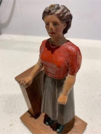 Frank Whittington made Peters mother
